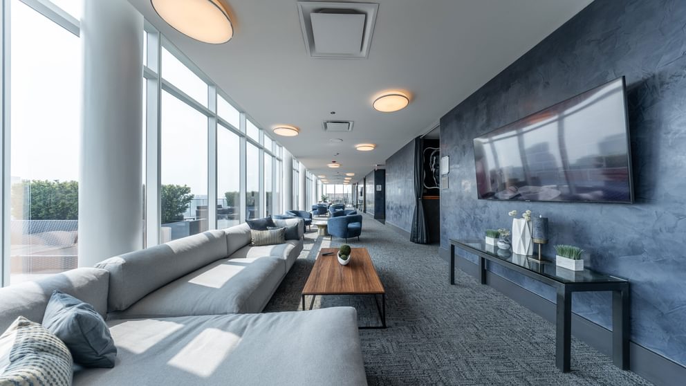 1000 S Clark 29th Floor w New Furniture 2025 4 of 9