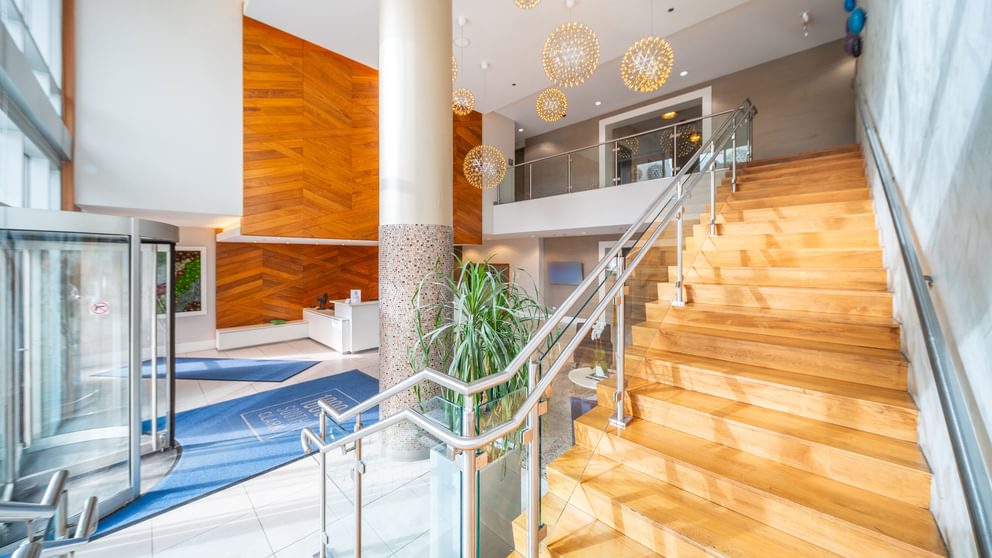1000 S Clark Lobby 1