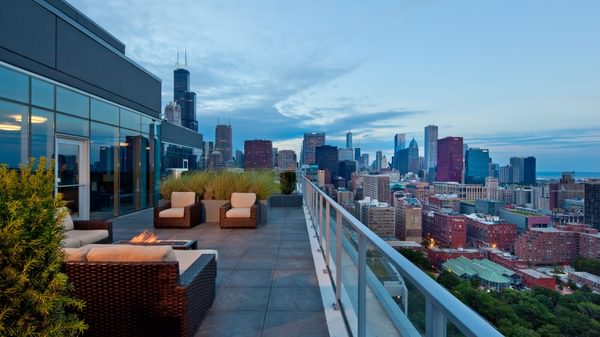 1000 S Clark Rooftop 1