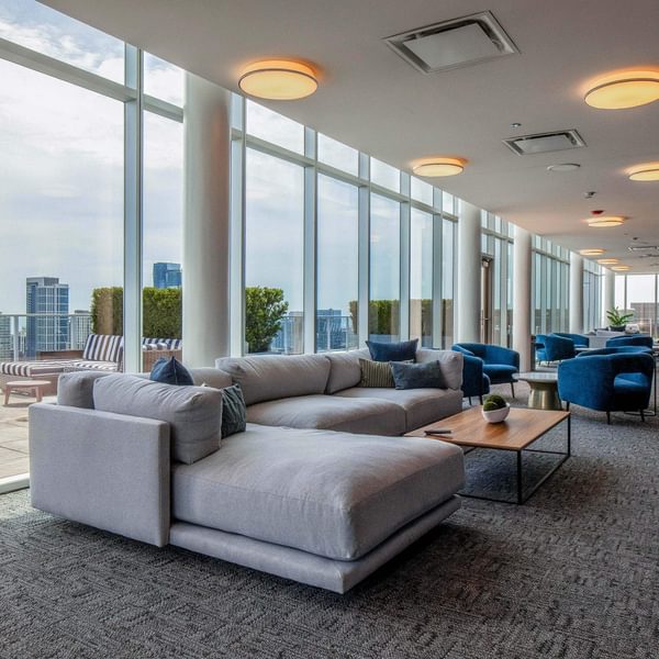 Skyview Lounge